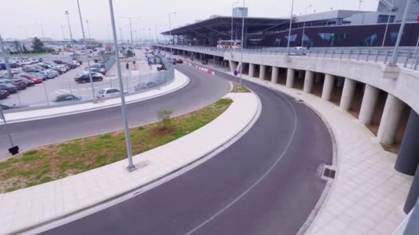 Thessaloniki Greklands Internationella Flygplats Makedoniens Ingång Med Tornkontroll Utsikt Över — Stockvideo
