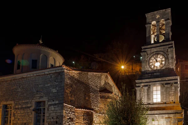 Yunan Ortodoks 19. yüzyıl Taksikemer Kilisesi - en büyük tugaylar - Lagadia, Arcadia Moreloponnese 'de çan kulesi ile.