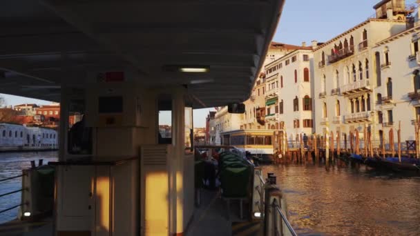 Velence Olaszország Közeledik Tengeren Giglio Megálló Actv Vaporetto Tömegközlekedési Busz — Stock videók