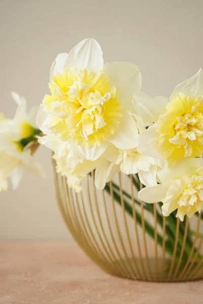 Beautiful Bouquet Fresh Yellow Daffodil Flowers Vase Beige Background Close — стоковое фото