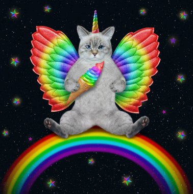 Renkli kanatlı küllü bir caticorn gökkuşağına oturur ve geceleri dondurma külahı yer..