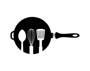 İçinde mutfak aletleri olan tava