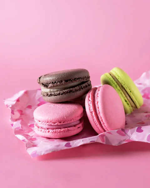 Sweet Colorful Macarons Pink Background Tasty Colourful Macaroons French Dessert — Photo