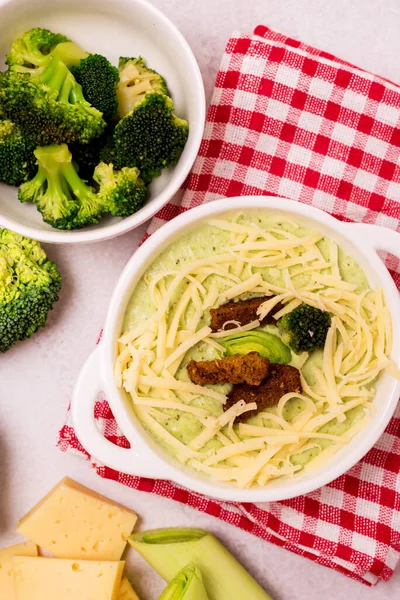 White Bowl Creamy Broccoli Cheese Soup Healthy Diet Square Top 스톡 사진