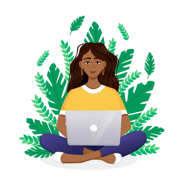Wanita Bekerja Komputer Laptop Latar Belakang Tanaman Vektor Datar Ilustrasi - Stok Vektor