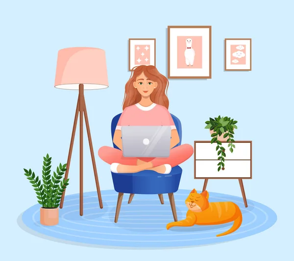 女性はノートパソコンの家の椅子に座っている リモートワーク 自宅でのオフィス プログラミング フリーランス 隔離室で勉強してる ベクトルイラスト 猫と居心地の良いインテリア — ストックベクタ