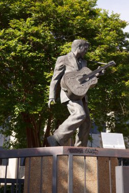 Memphis şehir merkezi, bahar 2022, Elvis Presley heykeli