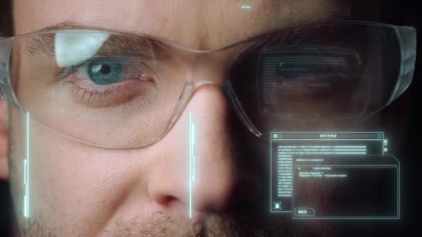 Digital entrepreneur hologram glasses displaying Important global data graphs — Stok video