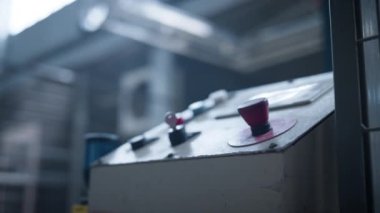 Teknolojik otomatikleştirilmiş mekanizmanın fabrika kontrol düğmeleri