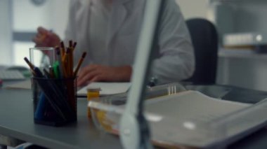 Doktor işyeri modern kliniği yakın çekim. Hastanede tıbbi danışmanlık.