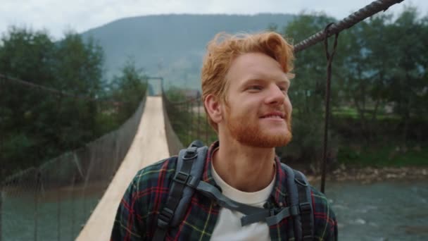 Joyful Tourist Face Enjoy Walk River Bridge Portrait Redhead Traveler — Stockvideo