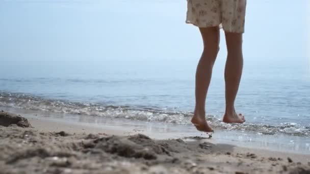 Slim Bare Woman Feet Jumping Ocean Water Close Unknown Barefoot — Stock videók