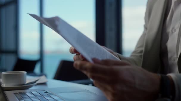 Businessman Hands Reading Documents Office Closeup Unrecognizable Manager Arms Contract — Video Stock