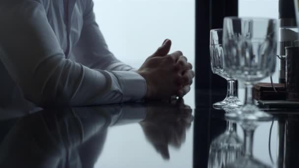 Closeup Male Hands Folding Together Served Cafe Glass Table Unrecognizable — Vídeo de Stock