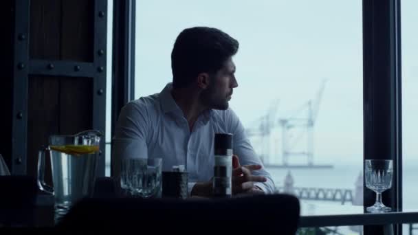 Elegant Entrepreneur Having Lunch Break Panoramic Restaurant Thoughtful Model Looking — Vídeos de Stock