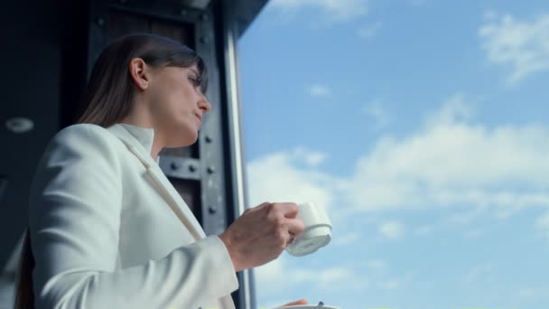 Portrait Businesswoman Relaxing Cloudy Sky View Woman Executive Taking Coffee — Stockvideo