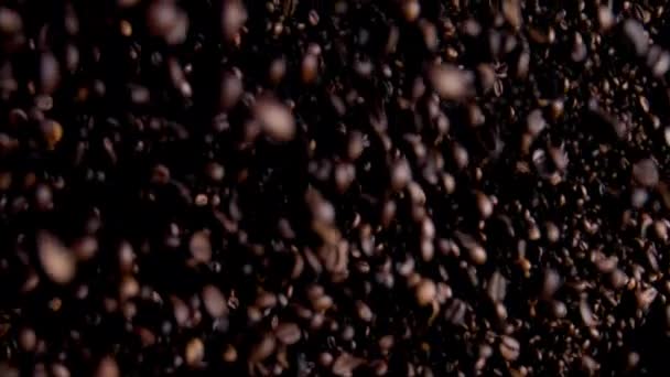 Fantastic Downfall Large Heap Coffee Grains Dark Background Roasted Fragrant — Stockvideo