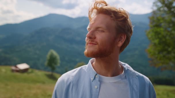 Young Man Bearded Face Looking Enjoying Mountains Landscape Close Portrait — Wideo stockowe