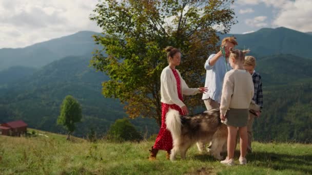 Cute Family Loyal Husky Going Mountain Hill Enjoying Summer Vacation — Video