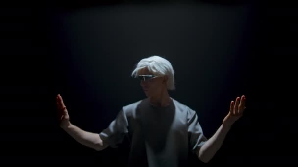 Man Using Virtual Simulation Goggles Dark Room Futuristic Player Touching — Vídeos de Stock