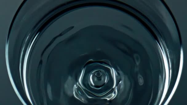 Closeup Water Droplet Falling Smooth Surface Top View Pure Mineral — Vídeo de Stock