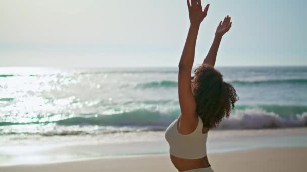 Calm Yogi Girl Standing Sand Ocean Waves Making Namaste Hands — Stock Video