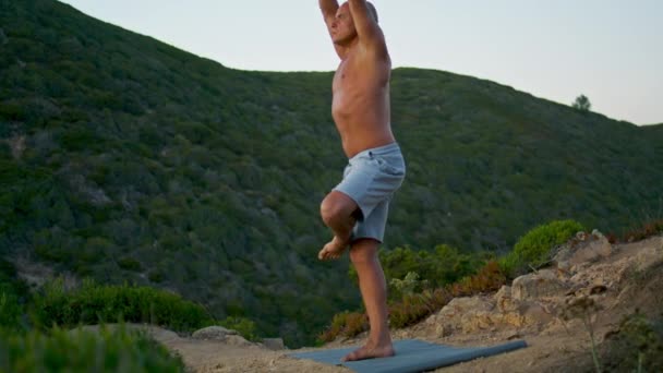 Handsome Athlete Doing Yoga Stretching Fitness Mat Muscular Bald Man — Stock Video