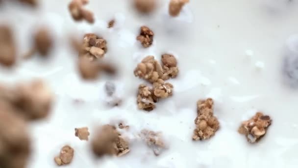 Γιαούρτι Granola Επιδόρπιο Πρωινό Closeup Βρώμη Μπολ Δημητριακών Κινείται Αργή — Αρχείο Βίντεο