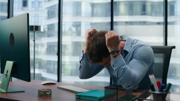Angry Ceo Argumentando Jogando Teclado Close Empresário Stressado Sentir Nervoso — Vídeo de Stock