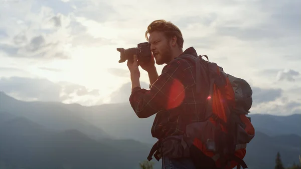 Closeup Young Tourist Make Photo Mountains Picturesque Scenery Photographer Using — Foto Stock