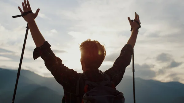 Happy Traveler Hike Mountains Close Young Tourist Reach Peak Nature — Stock Fotó