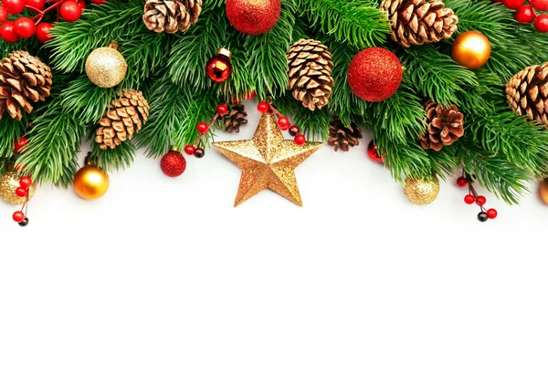 Karácsonyi Újévi Háttér Zöld Lucfenyő Ágak Kúp Labdák Csillag Piros — Stock Fotó