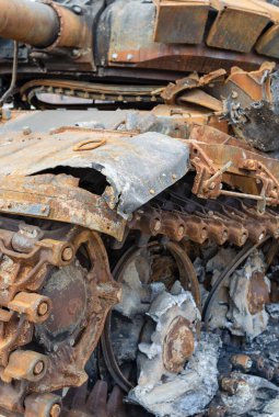 Rus tankı T-72 Ukrayna 'da yanmış. Savaş ve Rus saldırganlığı