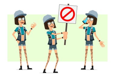 Çizgi film düz komik hippi kız karakter kamyon şoförü şapkalı, gözlüklü ve kot şortlu. Animasyon için hazır. Kız telefonda konuşuyor ve elinde giriş işareti yok. Zeytin arka planında izole edilmiş. Vektör seti.