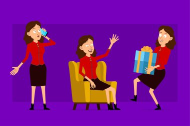 Çizgi film düz komik, kırmızı gömlekli iş kadını karakteri. Canlandırmaya hazırız. Kanepede oturan ve hediyesini taşıyan bir kız. Menekşe arka planda izole edilmiş. Büyük vektör simgesi kümesi.