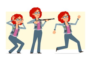 Çizgi film düz komik kızıl saçlı, gözlüklü ve kot ceketli hippi kadın karakter. Animasyon için hazır. Kız koşuyor ve tüfekle ateş ediyor. Sarı arka planda izole edilmiş. Vektör seti.