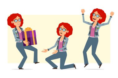 Çizgi film düz komik kızıl saçlı, gözlüklü ve kot ceketli hippi kadın karakter. Animasyon için hazır. Hediye taşıyan, zıplayan ve dizlerinin üzerinde duran bir kız. Sarı arka planda izole edilmiş. Vektör seti.