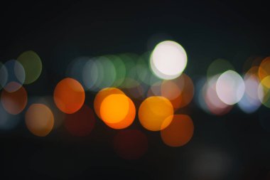Gece şehir ışıkları arka planı bokeh