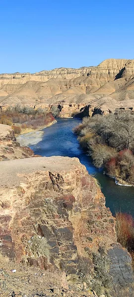 Panorama Del Cañón Charyn Con Río Montaña Azul Claro Que — Foto de Stock