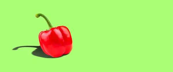 Bell Pepper Green Background Hard Shadow Copy Space Vegetables Background — Stock Photo, Image