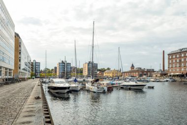 Kopenhag 'da. Danimarka. 15 yıl. Eylül. 2021 yılı. Danimarka 'nın Kopenhag körfezindeki güzel modern binalar. Avrupa Mimarisi Avrupa