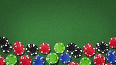 Yeşil masada poker fişleri. Üst Manzara. Uzayı kopyala. Kumar konsepti. Arkaplan.
