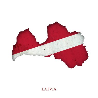 Harita şeklinde Letonya bayrağı. Gölge. Beyaz arka planda izole edilmiş. İşaretler ve semboller. Tasarım elemanı. Bayraklar.