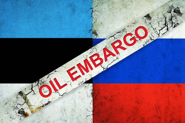 石油禁运 爱沙尼亚和俄罗斯的国旗 拒绝俄罗斯石油 经济背景 — 图库照片