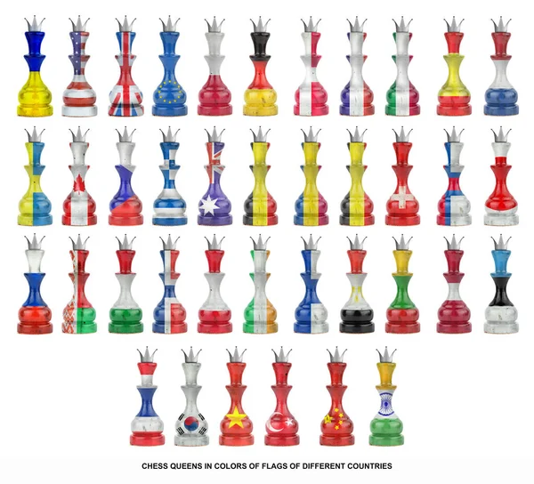 Schachköniginnen Den Farben Der Flaggen Verschiedener Länder Vereinzelt Auf Weißem — Stockfoto