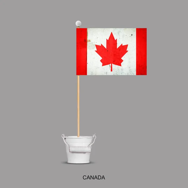 Kanadská Vlajka Grunge Klacku Malém Kbelíku Izolovaný Šedém Pozadí Znamení — Stock fotografie