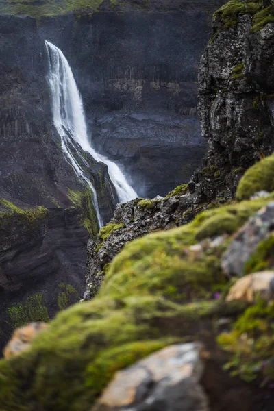 アイスランドのハイフォス滝 アイスランドで最も高い滝の1つ 人気の観光地 — ストック写真