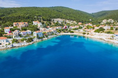 Yunanistan 'ın Kefalonia adasındaki Fiscardo köyü.