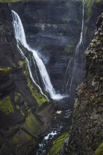Cascada Haifoss Sur Islandia Atardecer Hermosa Naturaleza Dramático Paisaje Malhumorado — Foto de Stock