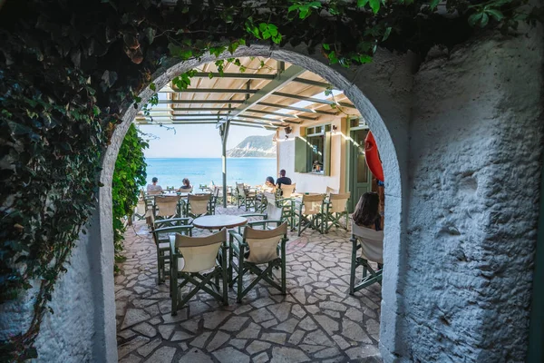 Agios Nikitas Village Lefkada Greeceの伝統的なレストランとタヴェルナ — ストック写真